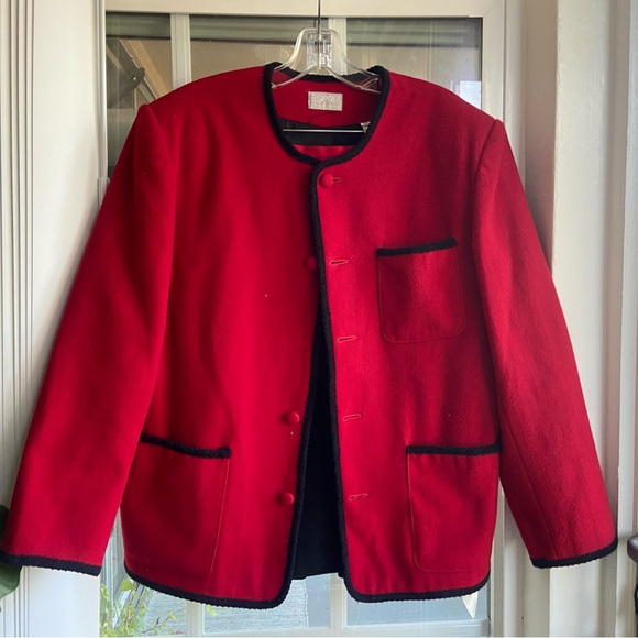 Vintage 1980s Esprit Collection little red and black skirt suit - Picture 9 of 9